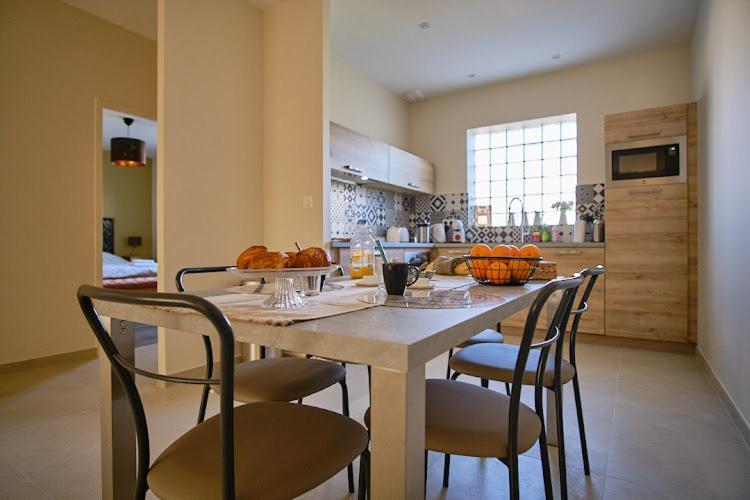 Brugny-Vaudancourt Les Doyennes B&B 외부 사진